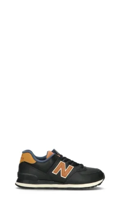 NEW BALANCE Sneaker uomo nera in pelle